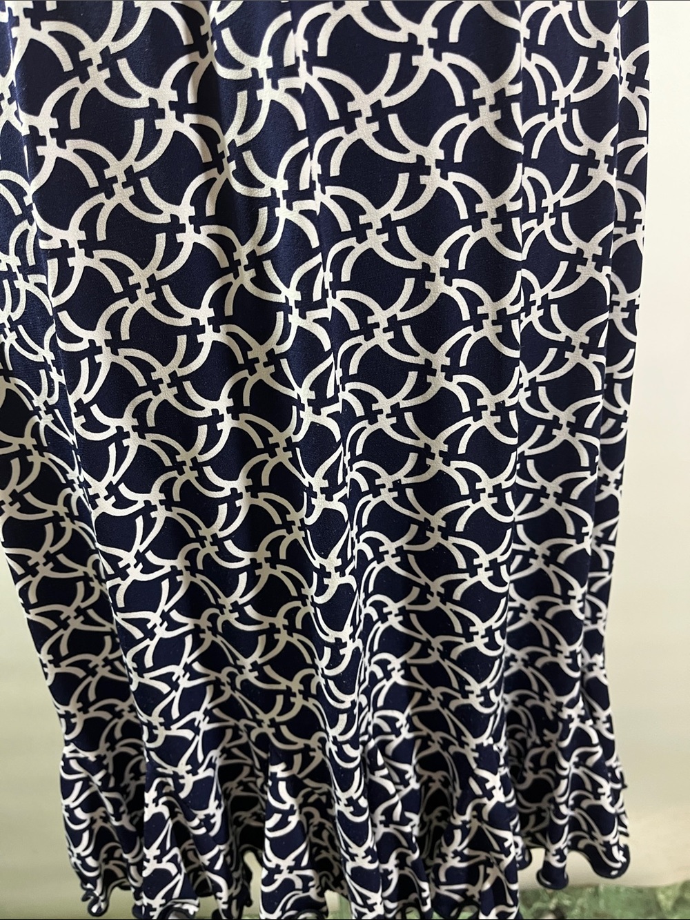 Scarlett Women Dress Navy & White Geometric V-Neck Midi Size 10. - Picture 7 of 9